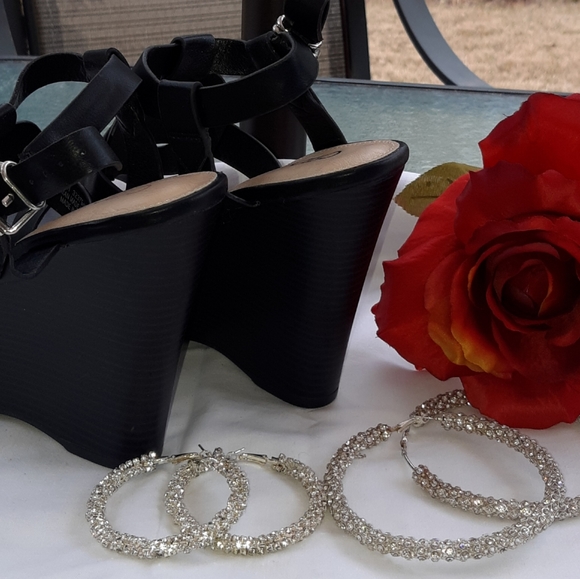 WEDGES - Picture 5 of 6